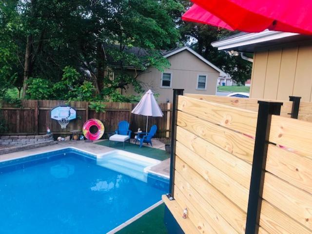 Becky & Marvels 420 Stay - Private Room カンザスシティ エクステリア 写真