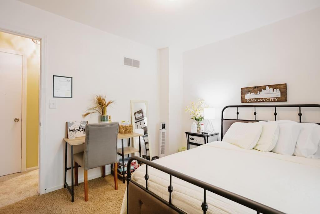 Becky & Marvels 420 Stay - Private Room カンザスシティ エクステリア 写真